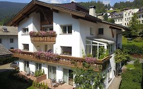 Apartments Montblanc Sella